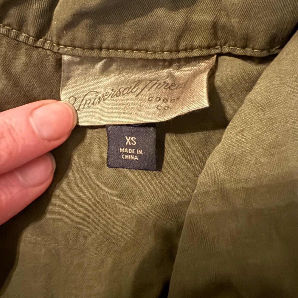 Universal Thread  Utility Vest - Picture 2 of 4